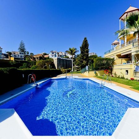 Refurbished 2-Bed Apartment Burriana Beach. Nerja Exterior photo