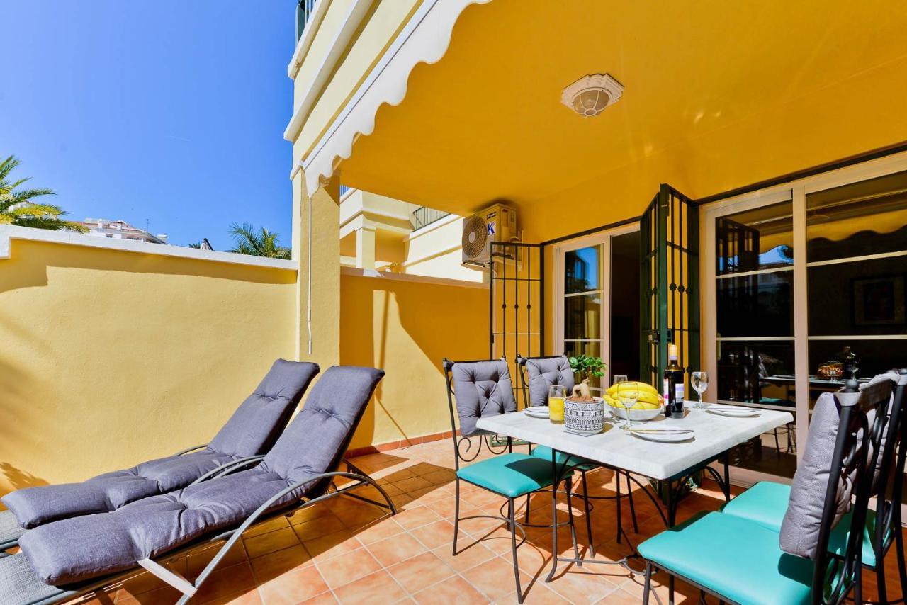Refurbished 2-Bed Apartment Burriana Beach. Nerja Exterior photo